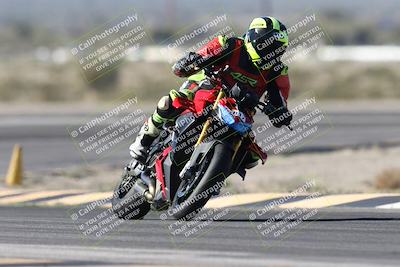 media/Jan-15-2026-Racers Edge (Thu) [[dfebeb70ab]]/3-B Group/Session 2 (Turn 11)/